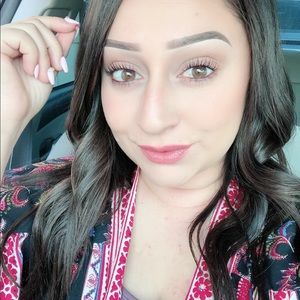 Meet your Posher, Jackie